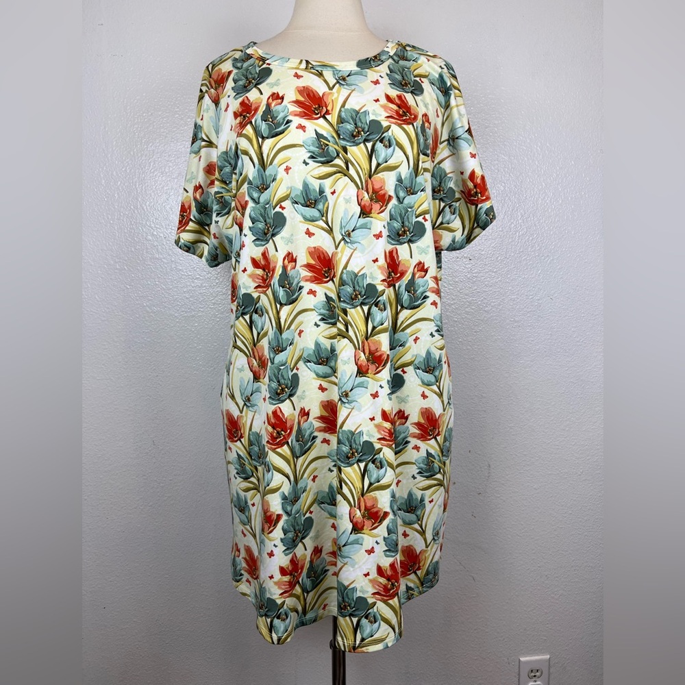 LuLaRoe Mitzi Large Gorgeous Tropical Floral Top Tunic Size 3XL